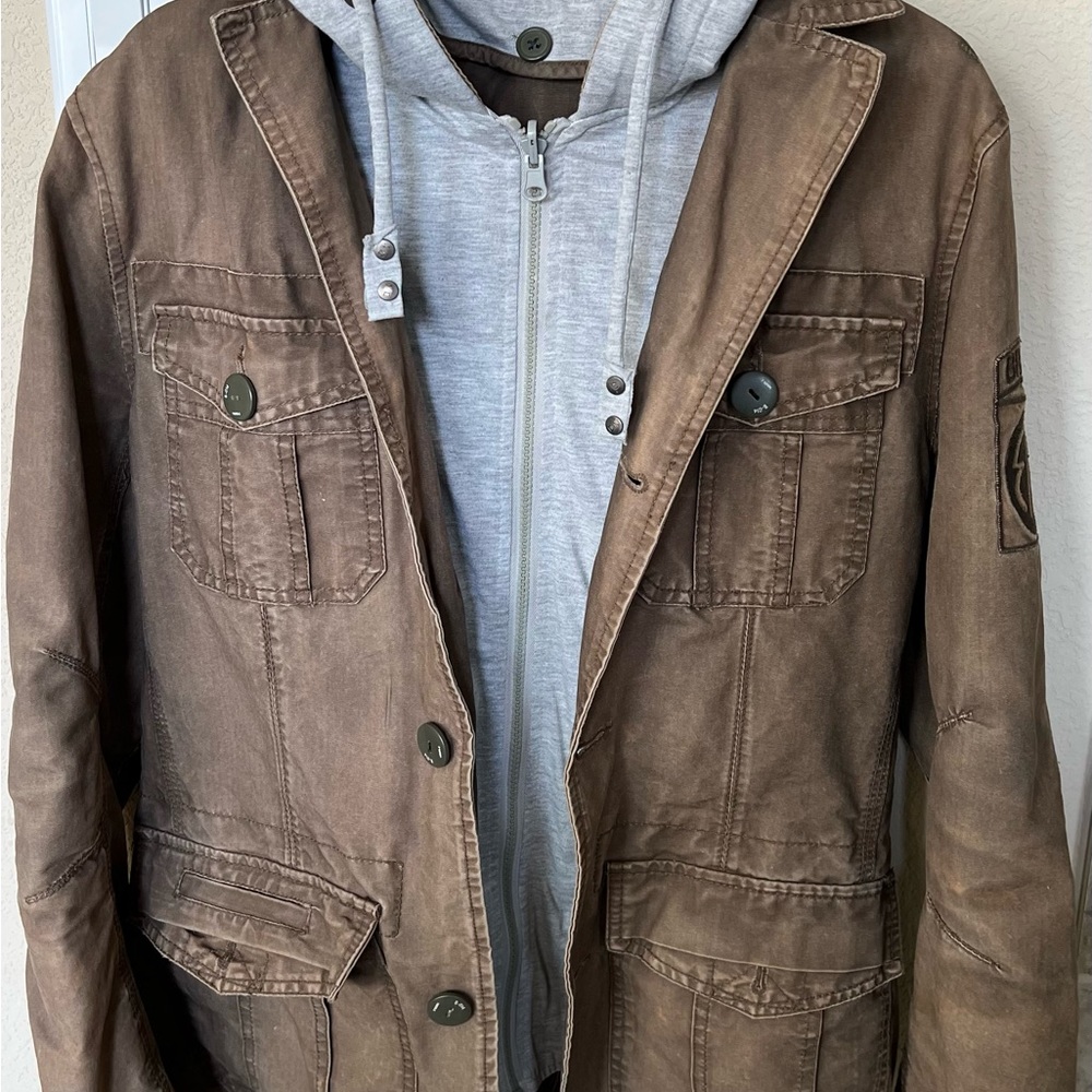 Braves Jacket - Picture 4 of 13